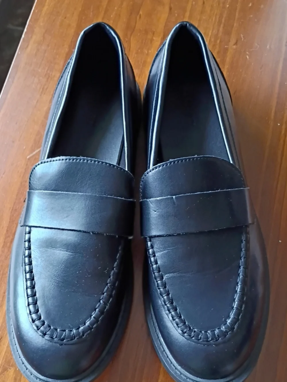 Old Navy Classic Black Men’s Penny Loafers